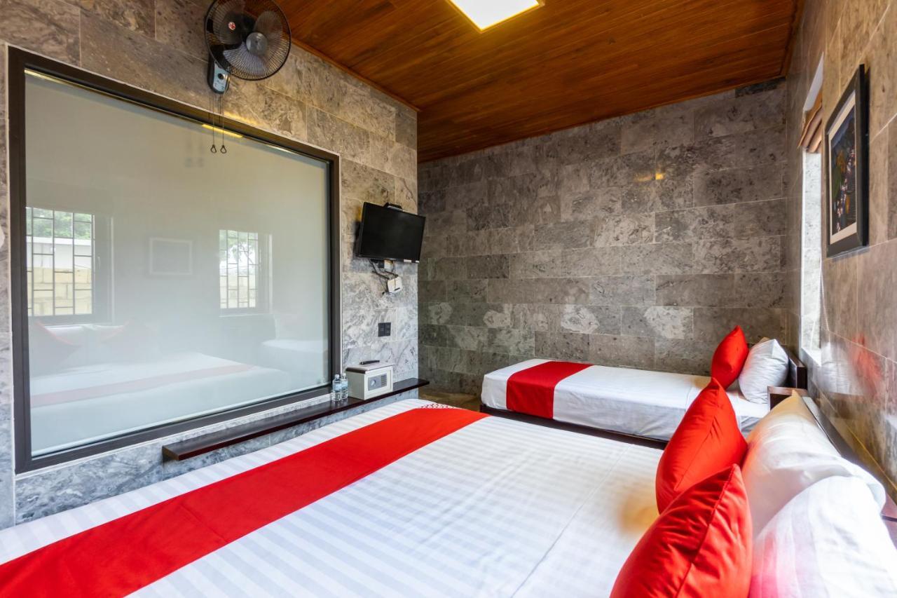 Oyo 467 Hoi An Twin Lake Villa מראה חיצוני תמונה
